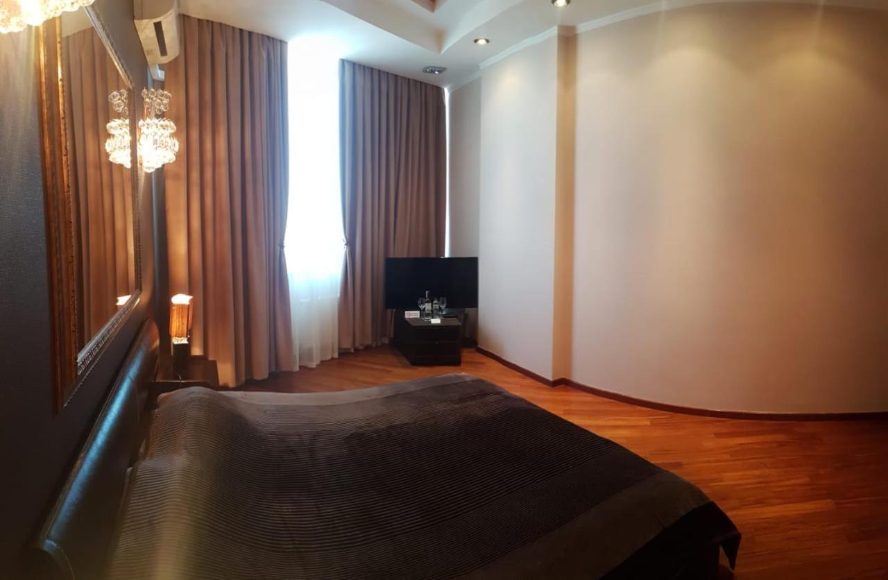 Apartments On Liuteranska Str.キエフ エクステリア 写真